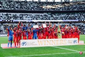 揭秘澳门老建筑里的“风水局”：为什么有些赌场的形状像个鸟笼？（探秘澳门老建筑的风水玄机：为何有些赌场做成“鸟笼”模样？）