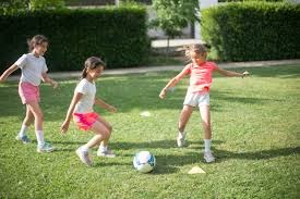 朱利奥·罗德里奎兹（Julio Rodriguez）成为水手队新一代偶像，展现全能新星特质